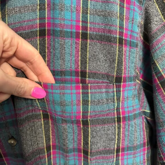 IVY CLUB CLASSICS Vintage Plaid Flannel Button Down Men's Size Medium - Picture 2 of 5